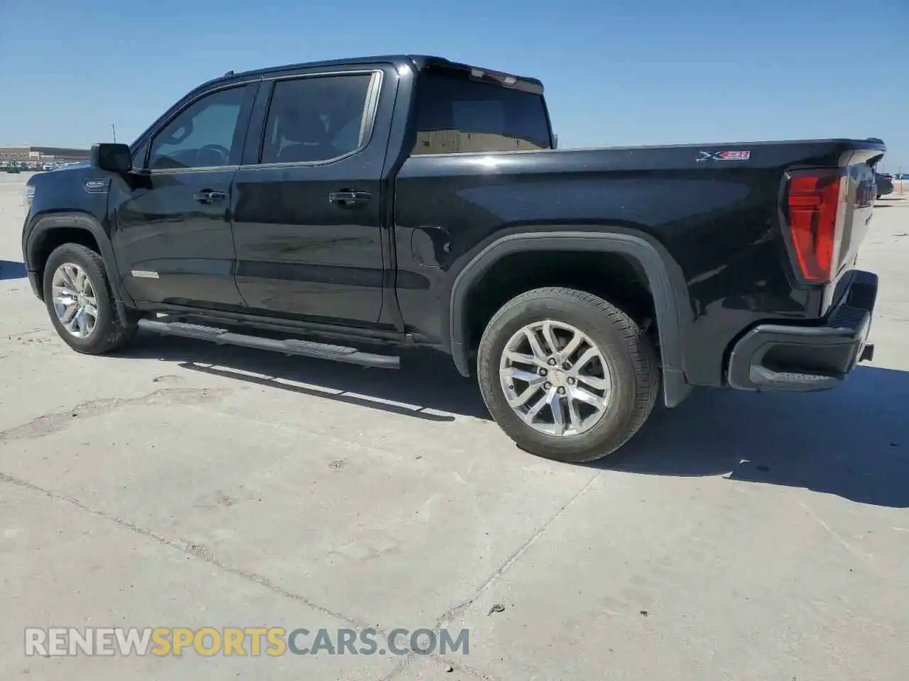 2 fotografías del automóvil dañado 3GTU9CED9LG329932 GMC SIERRA 2020
