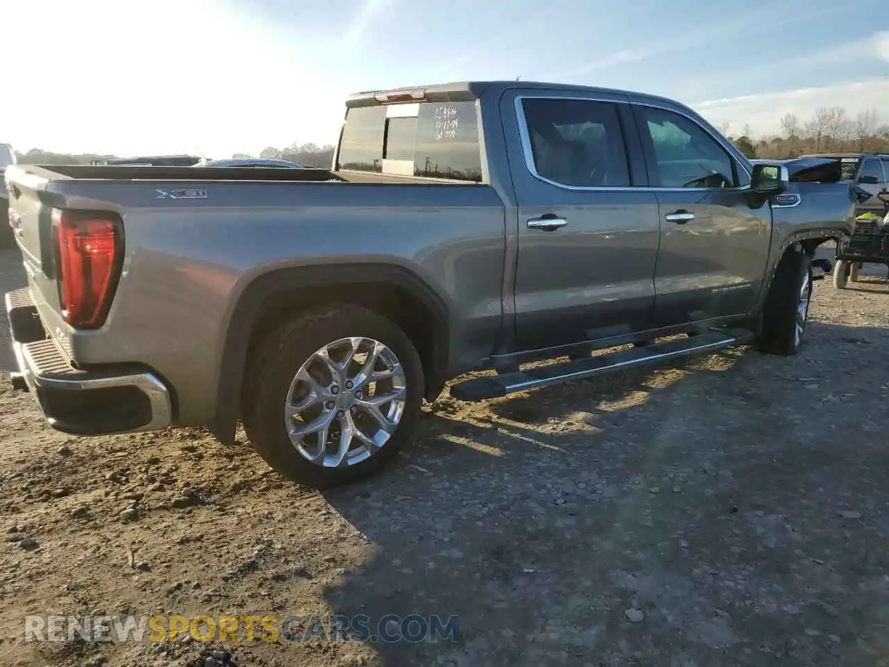 3 Photograph of a damaged car 3GTU9DED0LG135313 GMC SIERRA 2020