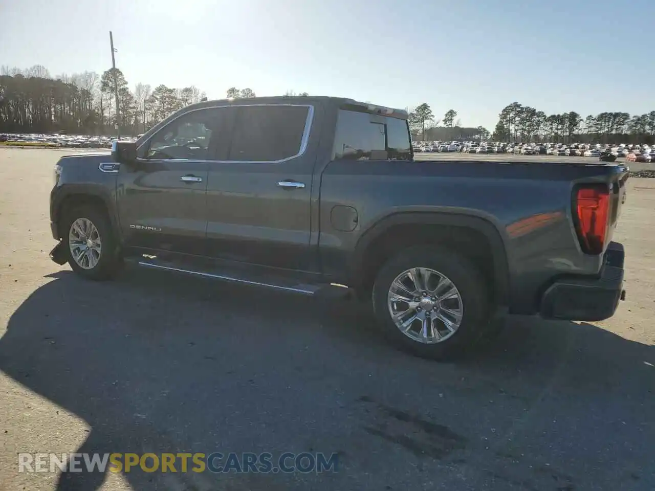 2 Photograph of a damaged car 3GTU9FET3LG105810 GMC SIERRA 2020