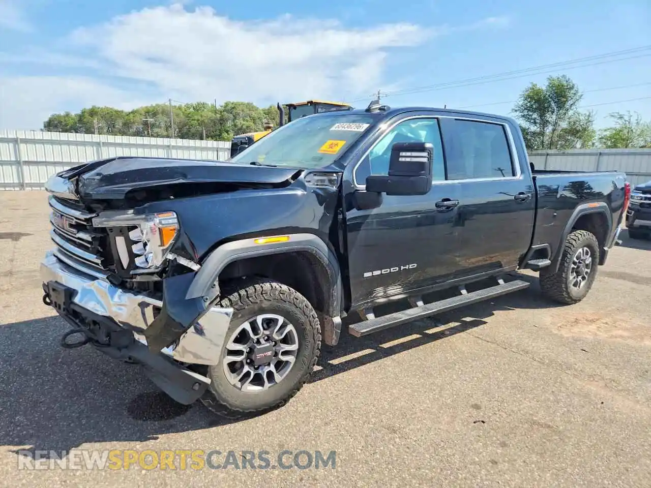 1 Photograph of a damaged car 1GT19MEYXMF276737 GMC SIERRA 2021