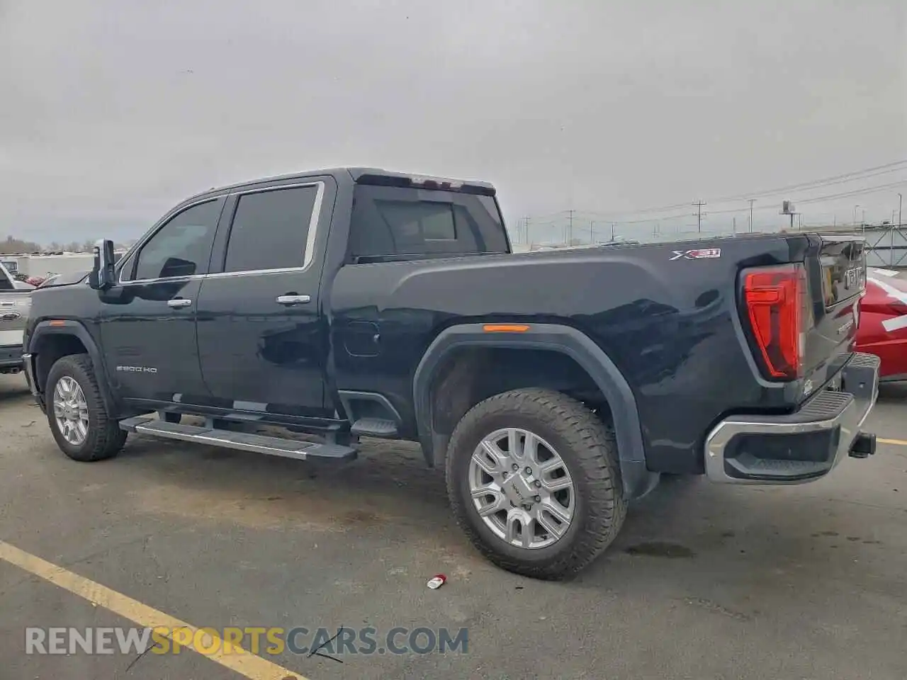 2 Photograph of a damaged car 1GT19NEY3MF275984 GMC SIERRA 2021