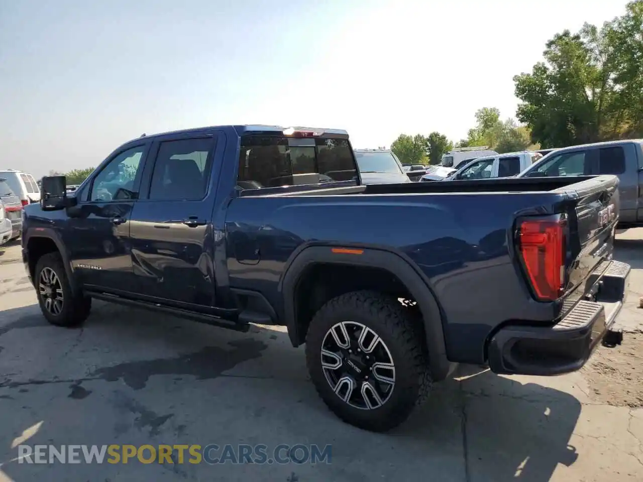 2 Photograph of a damaged car 1GT19PE71MF238869 GMC SIERRA 2021