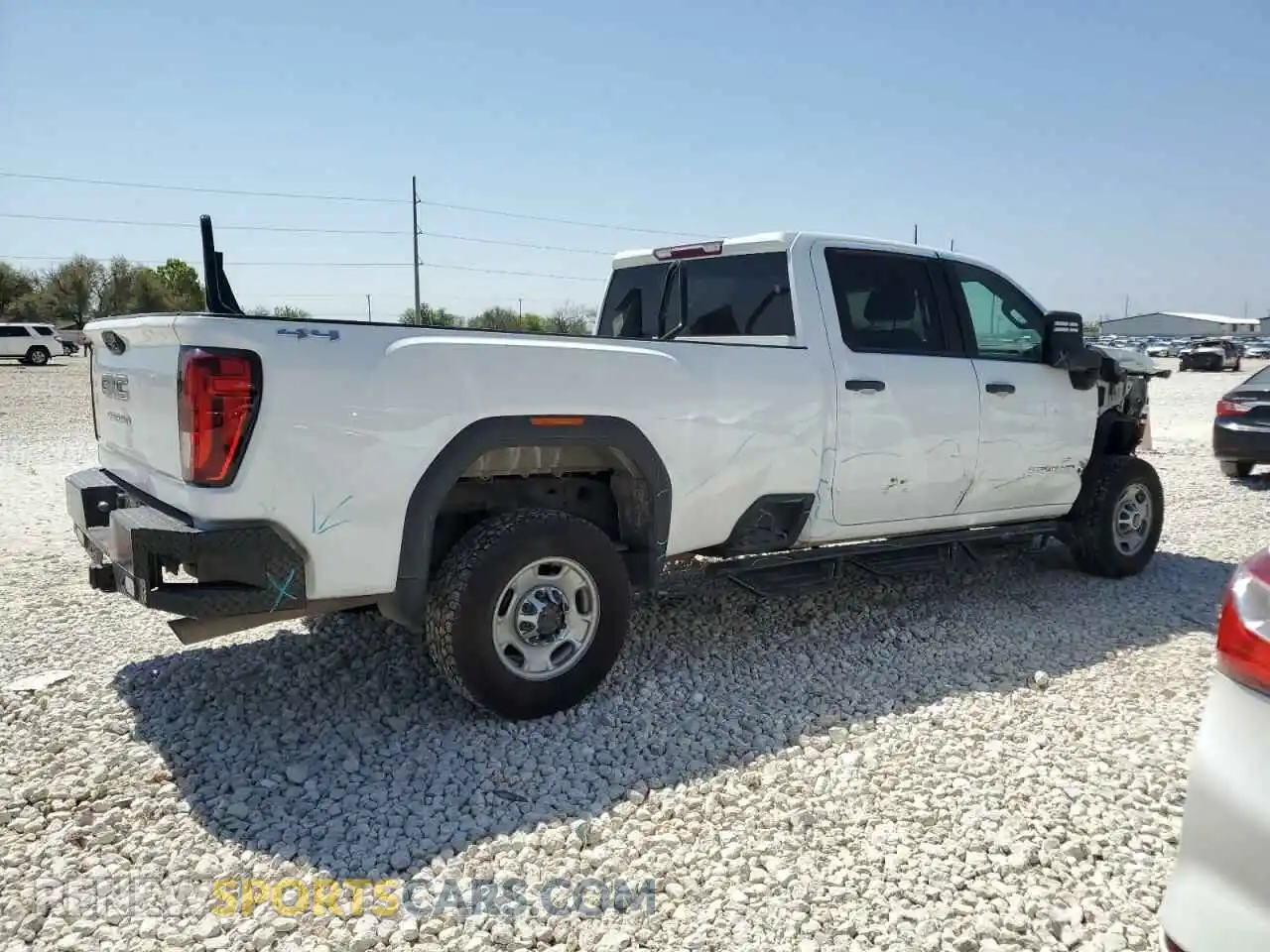3 Photograph of a damaged car 1GT49LE71MF206347 GMC SIERRA 2021