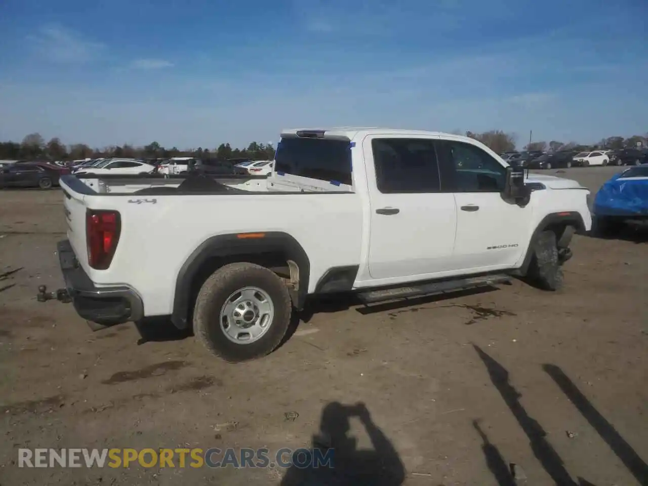 3 Photograph of a damaged car 1GT49LE71MF287107 GMC SIERRA 2021