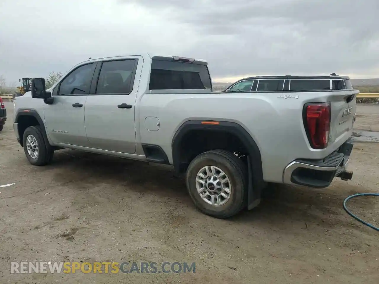 2 Photograph of a damaged car 1GT49LEY2MF204793 GMC SIERRA 2021