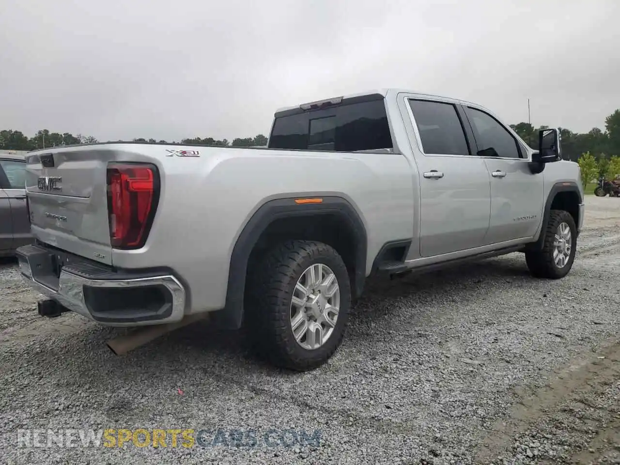 3 Photograph of a damaged car 1GT49NE71MF161616 GMC SIERRA 2021