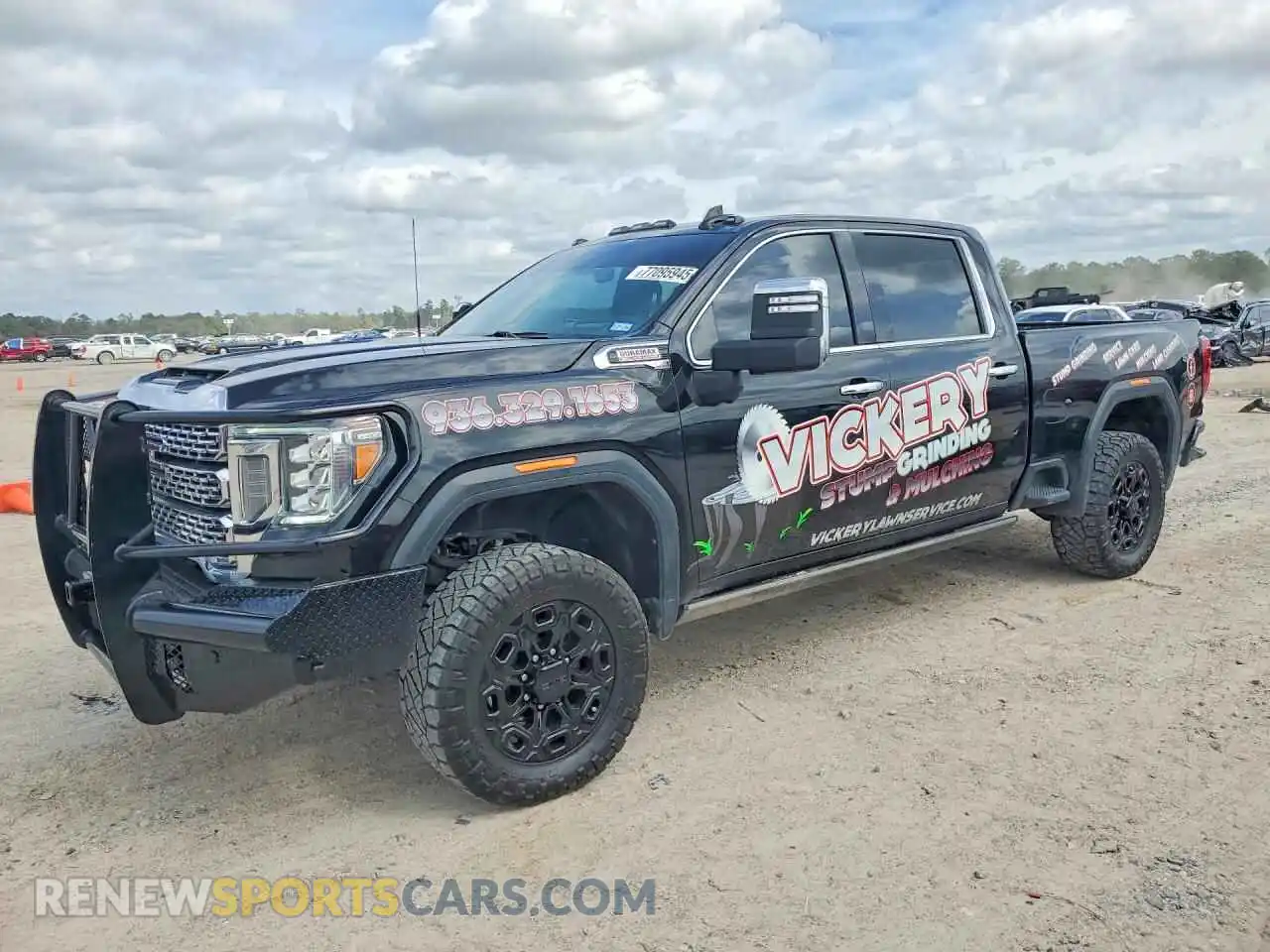 1 Photograph of a damaged car 1GT49REY1MF245614 GMC SIERRA 2021