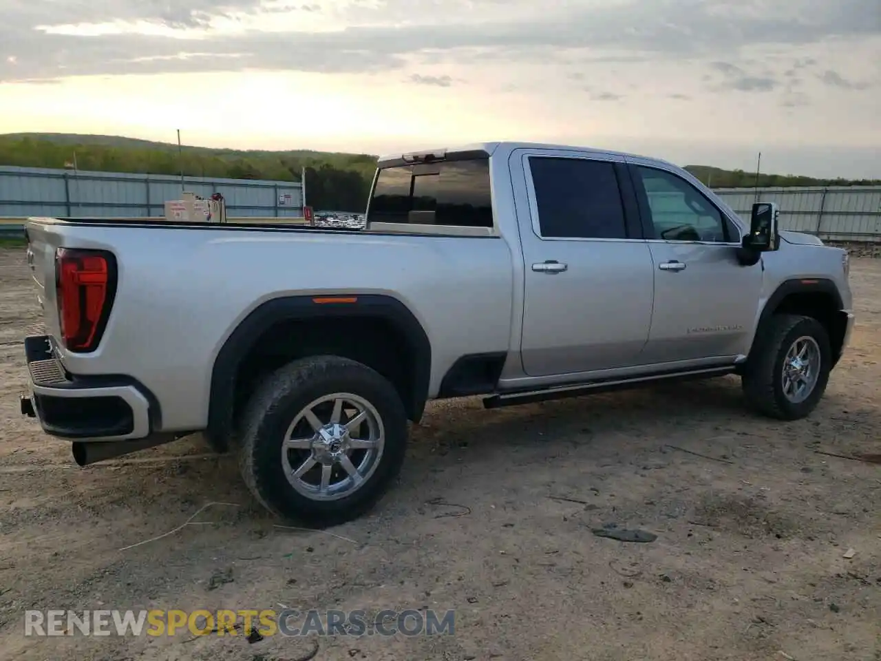 3 Photograph of a damaged car 1GT49REY4MF171024 GMC SIERRA 2021