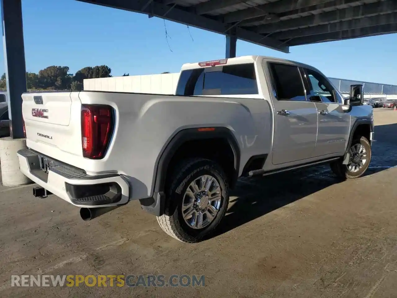 3 Photograph of a damaged car 1GT49REY5MF148884 GMC SIERRA 2021