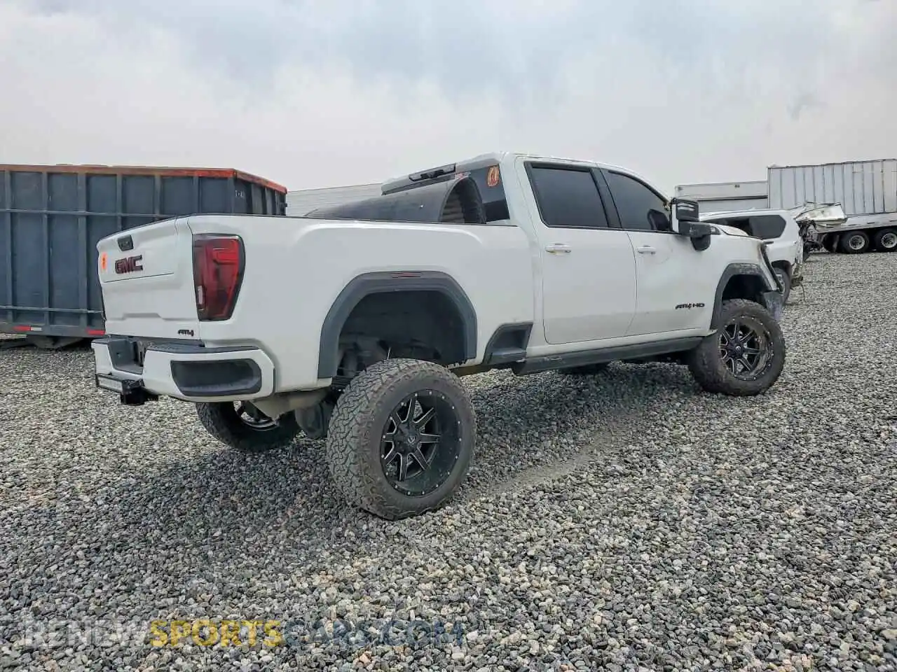 3 fotografías del automóvil dañado 1GT49VEY3MF230752 GMC SIERRA 2021