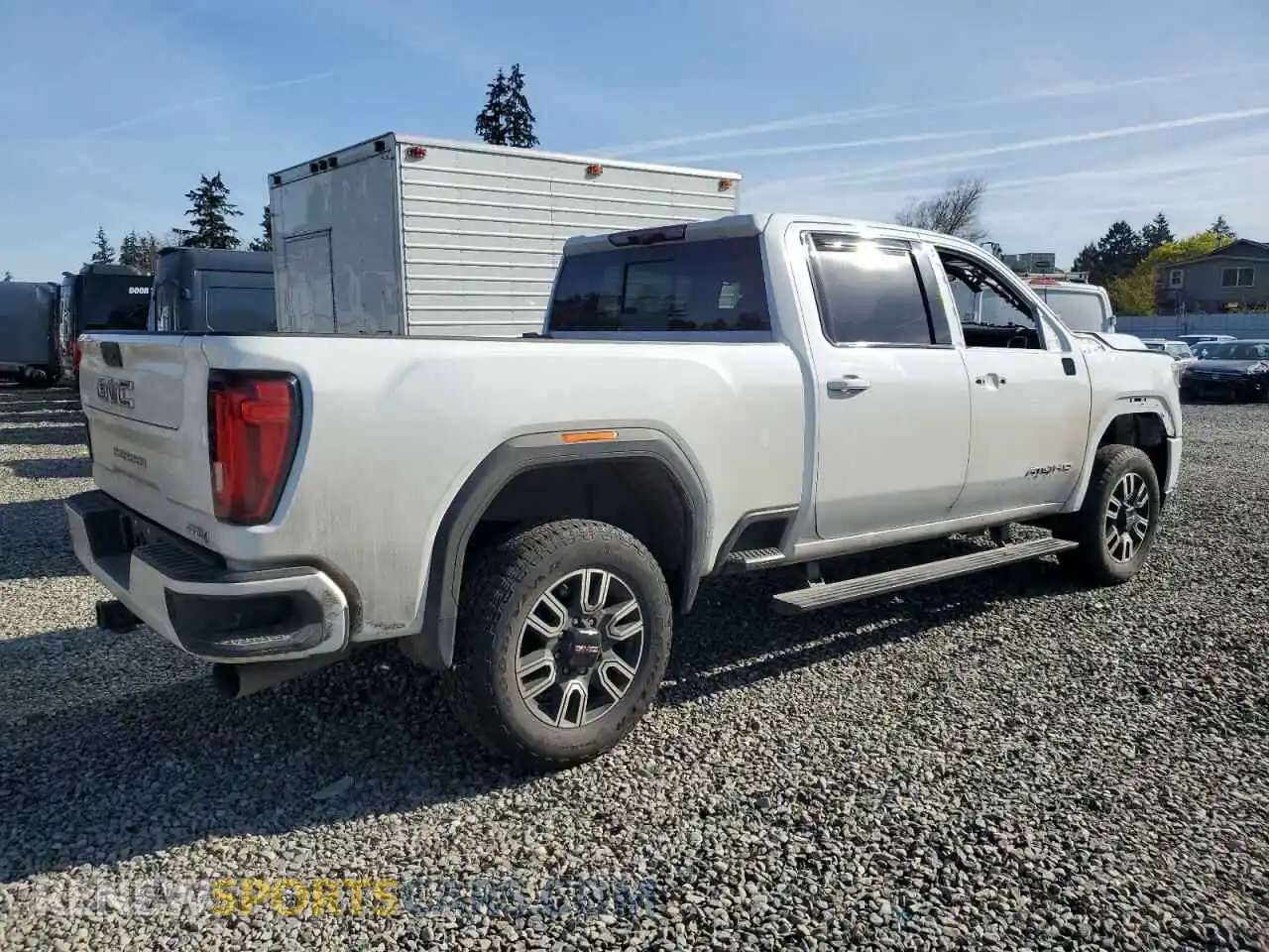 3 Photograph of a damaged car 1GT49VEY9MF263044 GMC SIERRA 2021