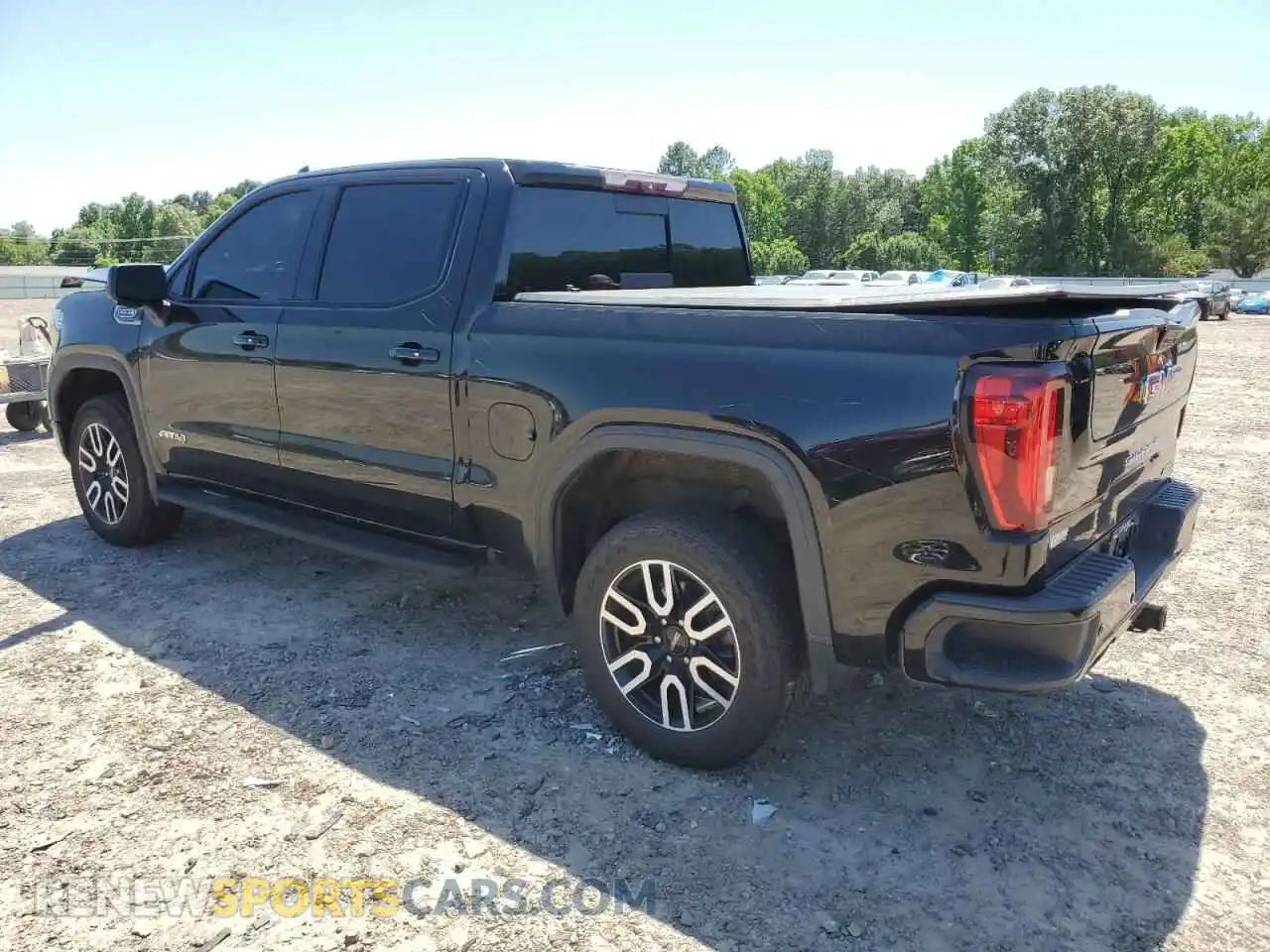 2 Photograph of a damaged car 1GTP9EEL3MZ118971 GMC SIERRA 2021