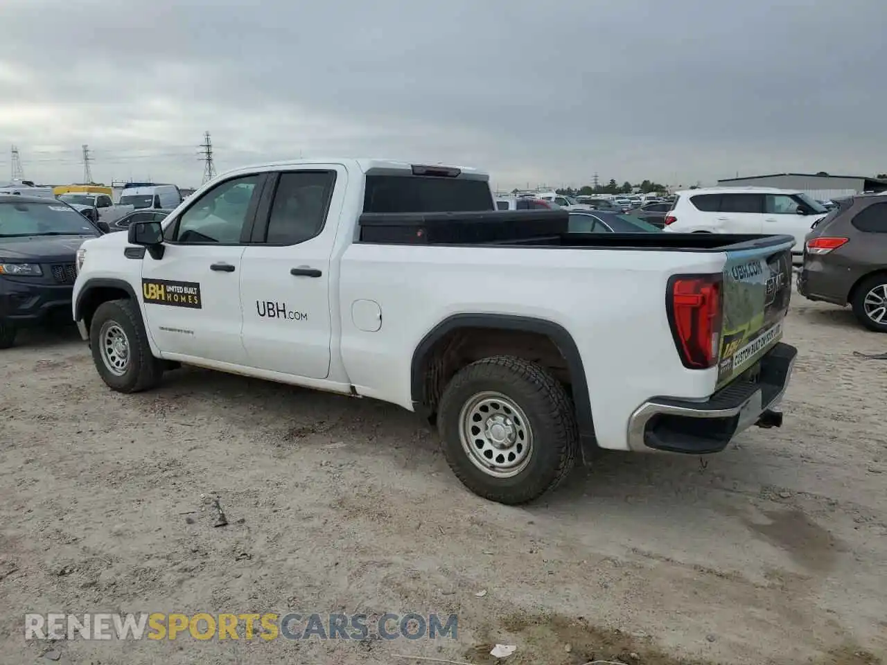 2 Photograph of a damaged car 1GTR8AEF8MZ102750 GMC SIERRA 2021
