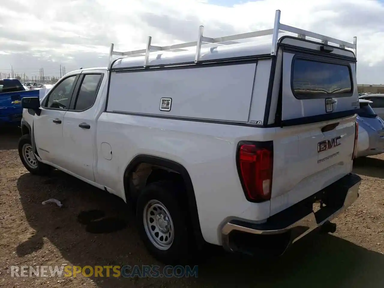 3 Photograph of a damaged car 1GTR8AEK3MZ151173 GMC SIERRA 2021