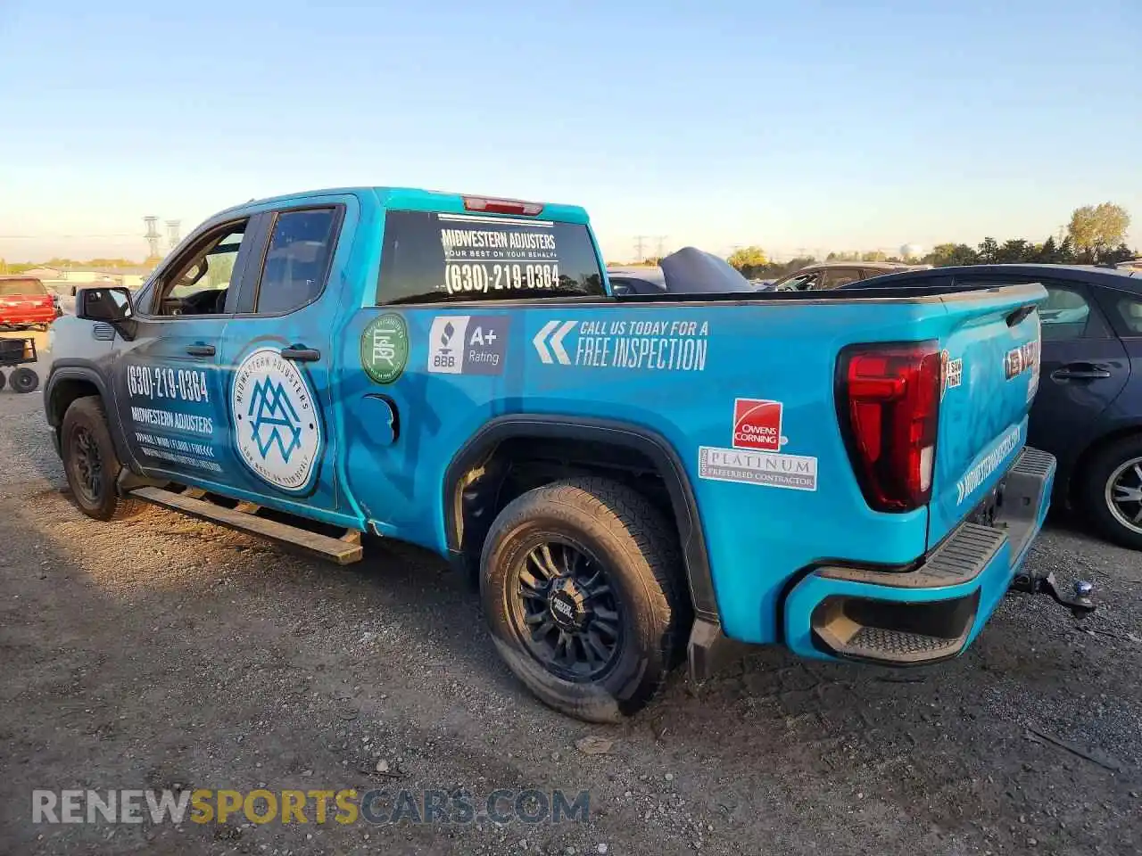 2 Фотография поврежденного автомобиля 1GTR9AEK9MZ156505 GMC SIERRA 2021