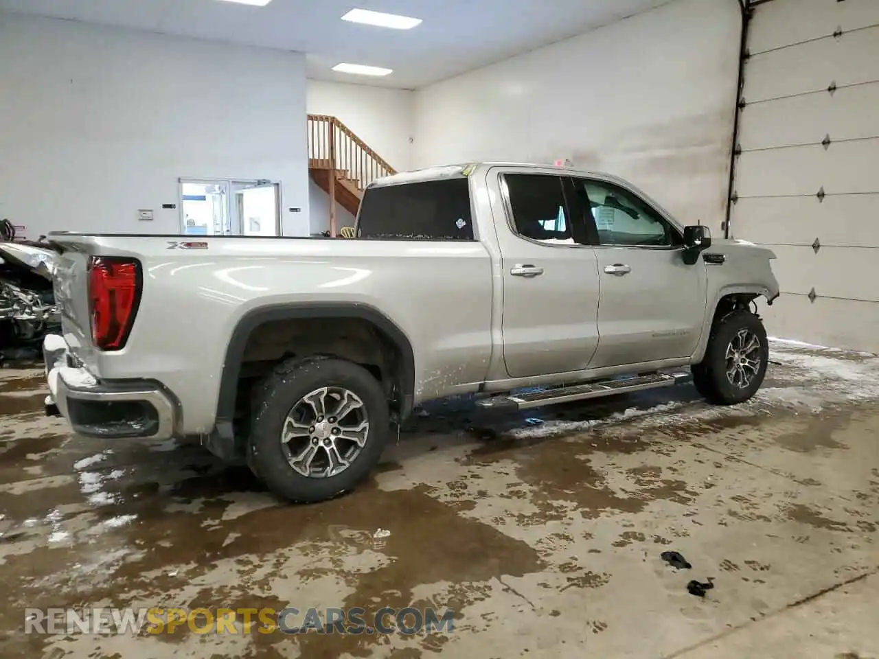 3 Photograph of a damaged car 1GTR9BED1MZ304539 GMC SIERRA 2021