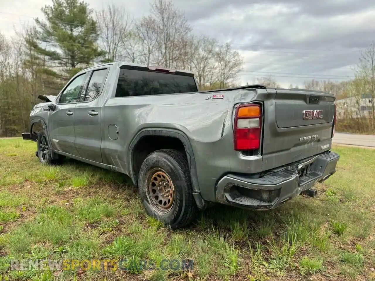 3 Photograph of a damaged car 1GTR9CED7MZ344940 GMC SIERRA 2021