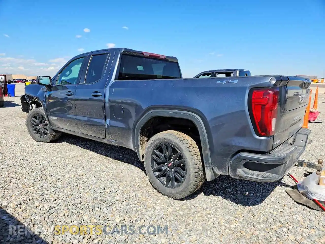 2 fotografías del automóvil dañado 1GTR9CEK0MZ288838 GMC SIERRA 2021