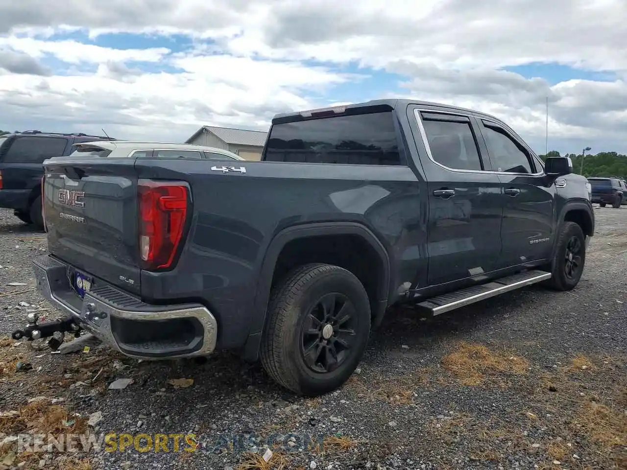 3 Фотография поврежденного автомобиля 1GTU9BED5MZ152209 GMC SIERRA 2021
