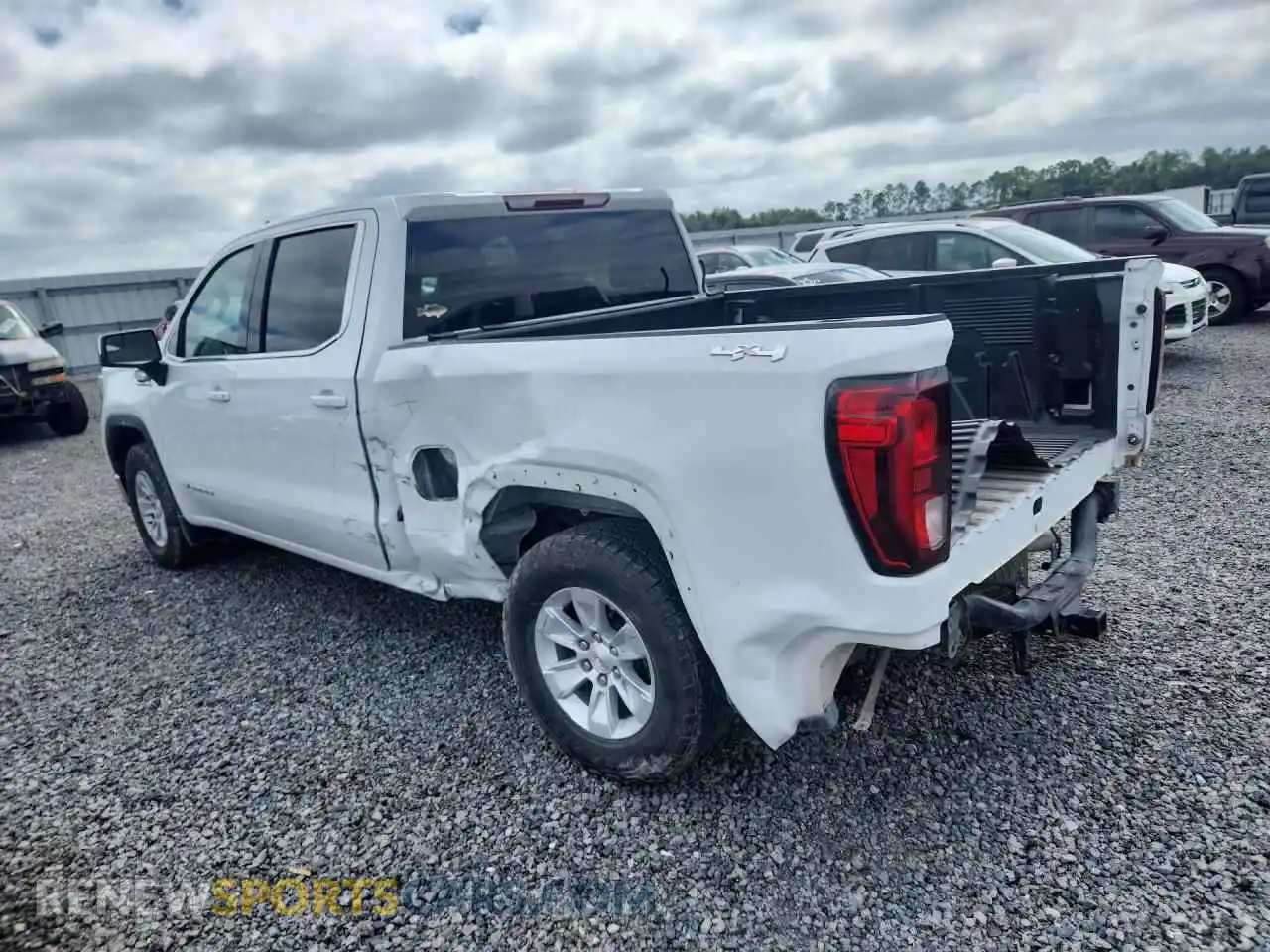 2 Photograph of a damaged car 1GTU9BED6MZ287120 GMC SIERRA 2021