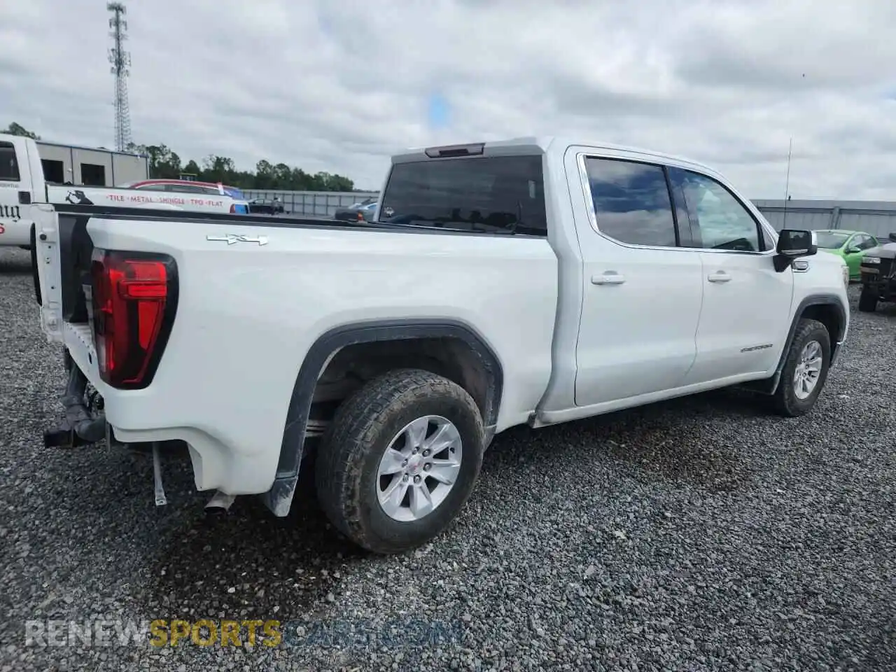 3 Photograph of a damaged car 1GTU9BED6MZ287120 GMC SIERRA 2021
