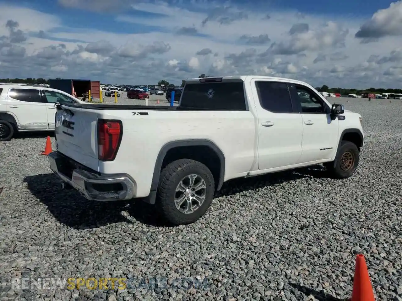 3 Photograph of a damaged car 1GTU9BET4MZ191297 GMC SIERRA 2021