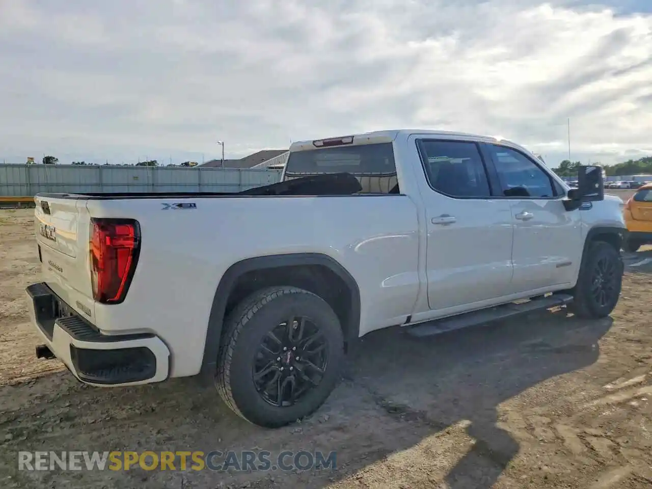 3 Photograph of a damaged car 1GTU9CED2MZ238776 GMC SIERRA 2021