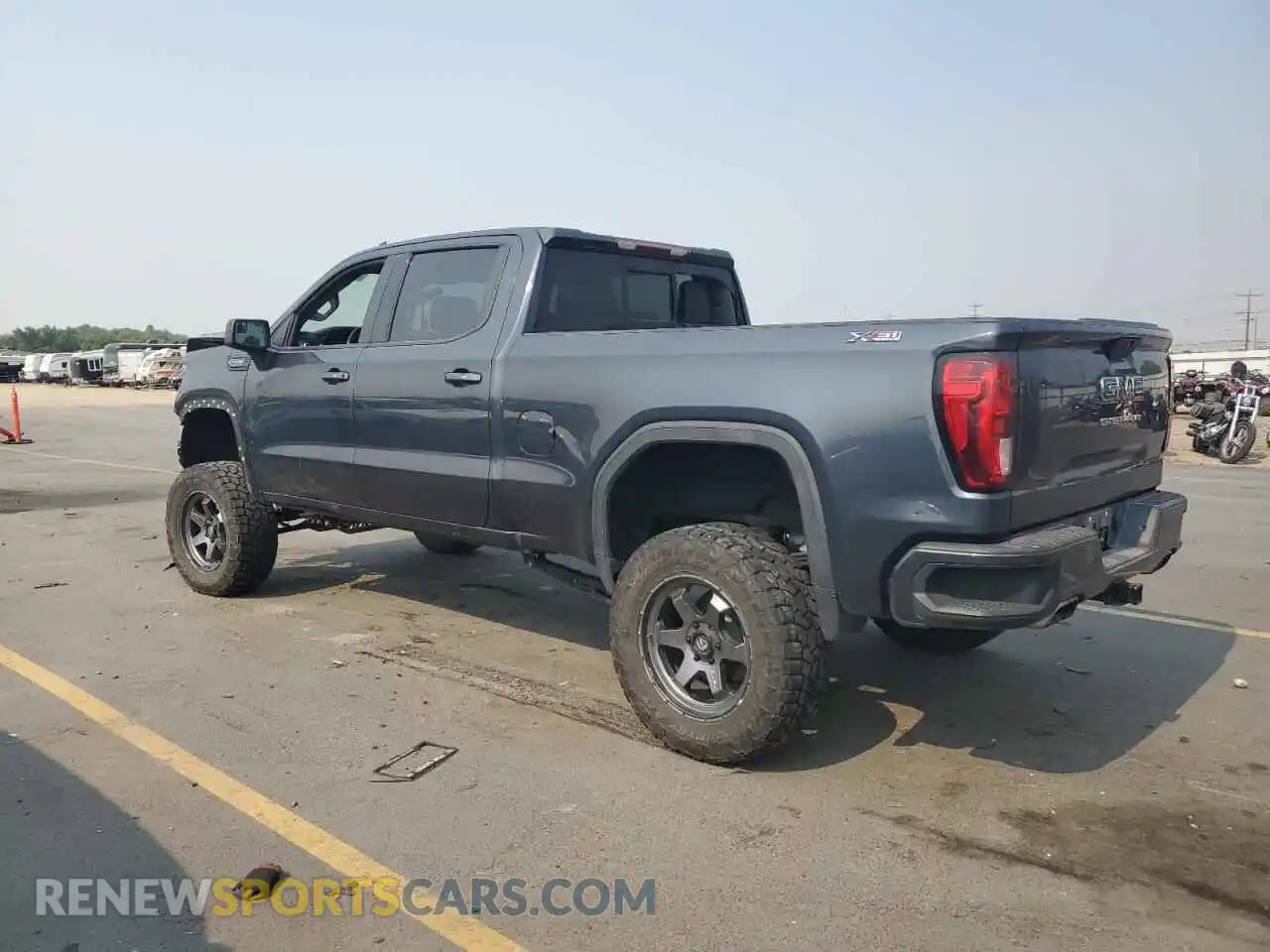 2 Photograph of a damaged car 1GTU9CED7MZ109500 GMC SIERRA 2021
