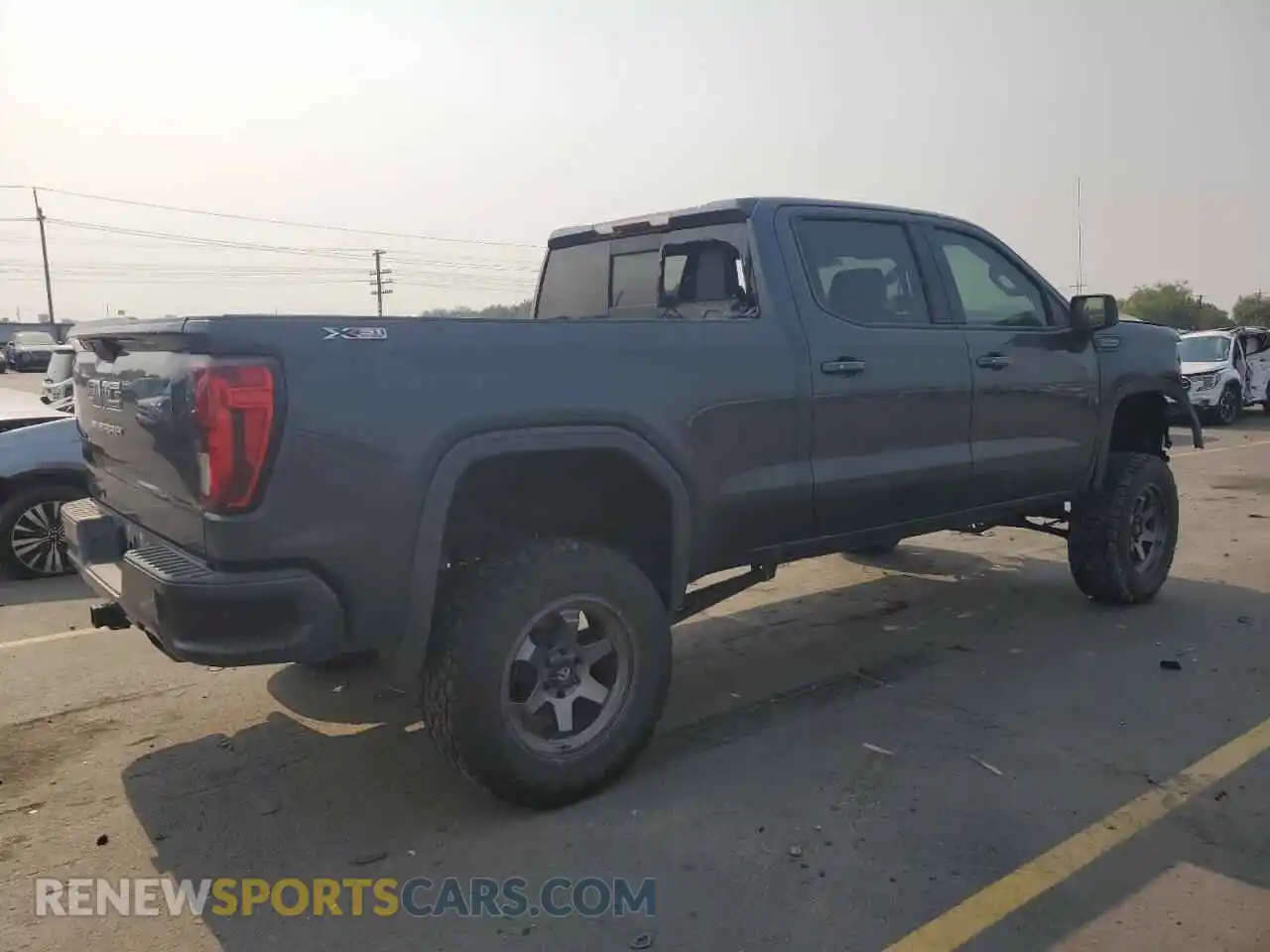 3 Photograph of a damaged car 1GTU9CED7MZ109500 GMC SIERRA 2021