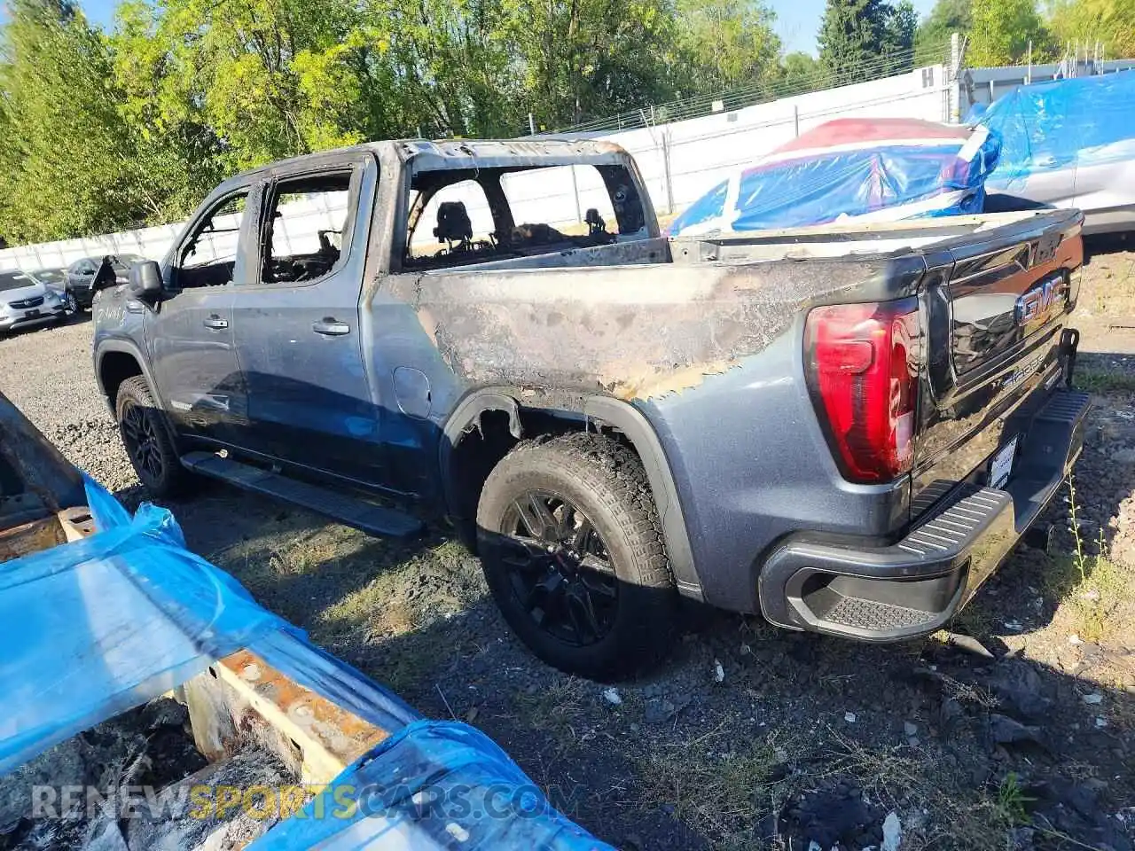 2 Photograph of a damaged car 1GTU9CET0MZ434593 GMC SIERRA 2021
