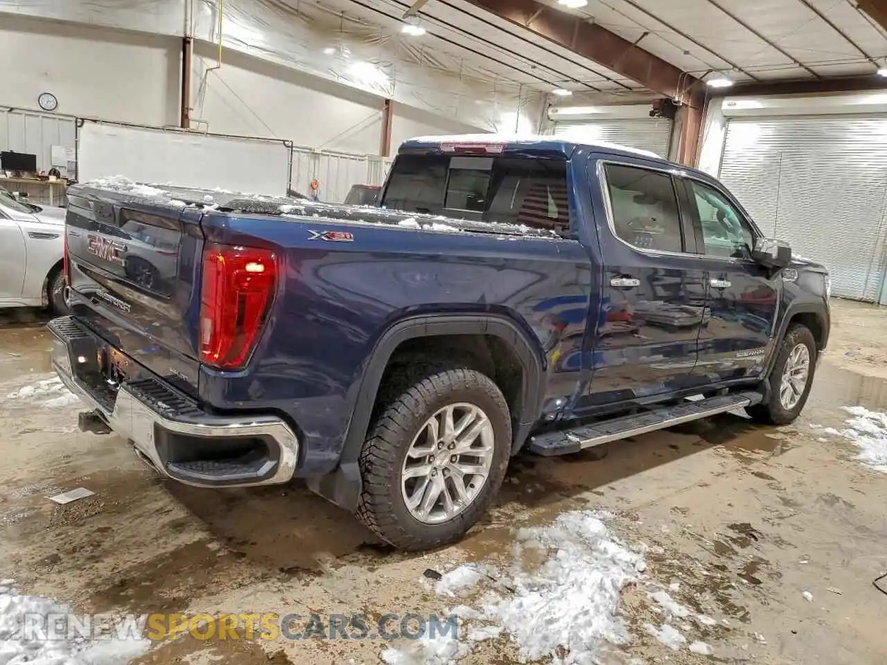 3 Photograph of a damaged car 1GTU9DED6MZ274797 GMC SIERRA 2021