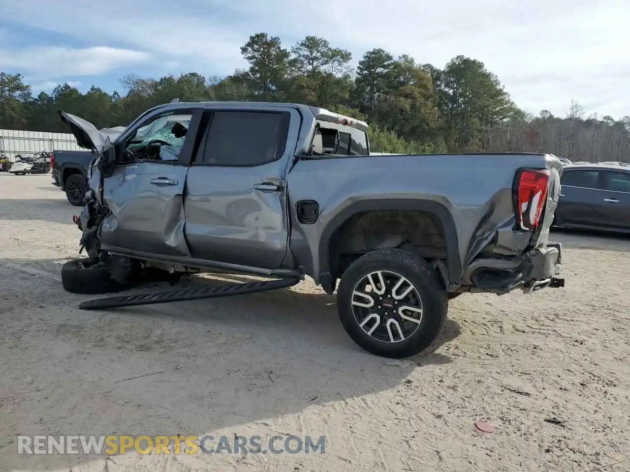 2 Photograph of a damaged car 1GTU9EET2MZ174774 GMC SIERRA 2021