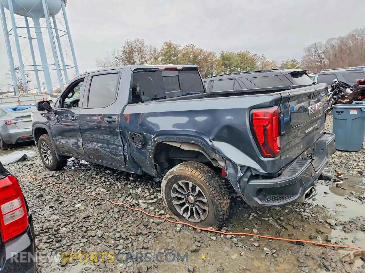 2 Photograph of a damaged car 1GTU9EET3MZ347749 GMC SIERRA 2021