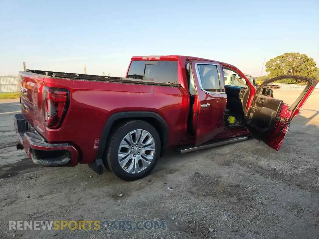 3 Photograph of a damaged car 1GTU9FELXMZ335121 GMC SIERRA 2021