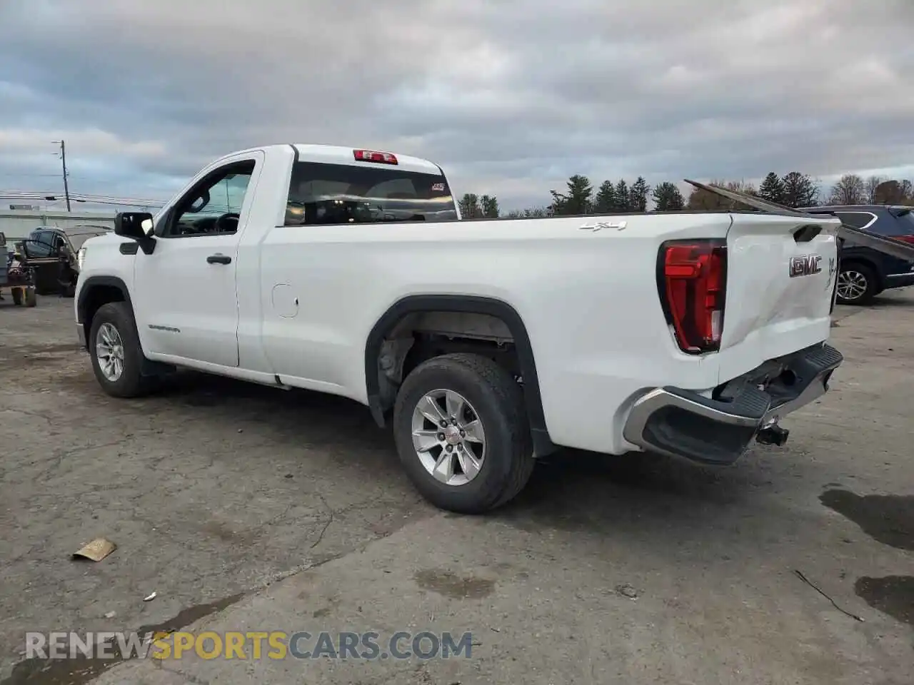 2 Photograph of a damaged car 3GTN9AEF5MG471299 GMC SIERRA 2021