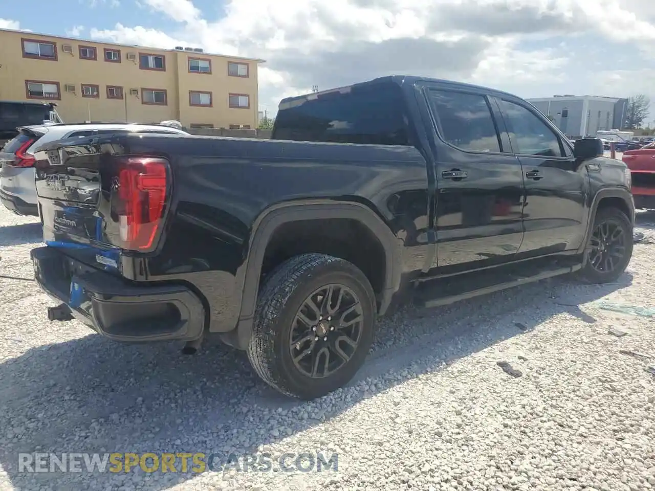3 Photograph of a damaged car 3GTP8CED0MG437812 GMC SIERRA 2021