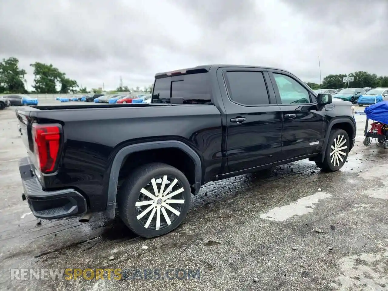 3 Photograph of a damaged car 3GTP8CEK5MG273004 GMC SIERRA 2021