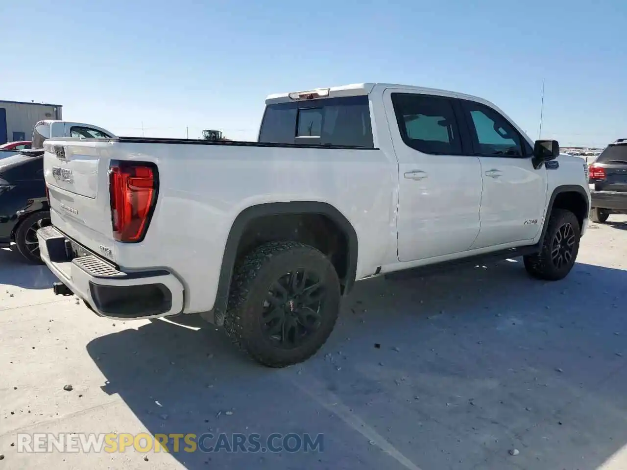 3 Photograph of a damaged car 3GTP9EEL5MG186091 GMC SIERRA 2021