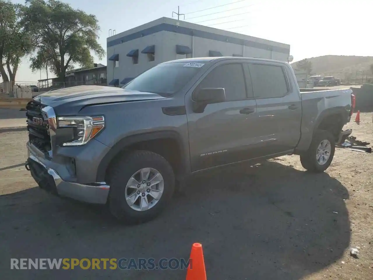 1 Photograph of a damaged car 3GTU9AEF1MG200185 GMC SIERRA 2021