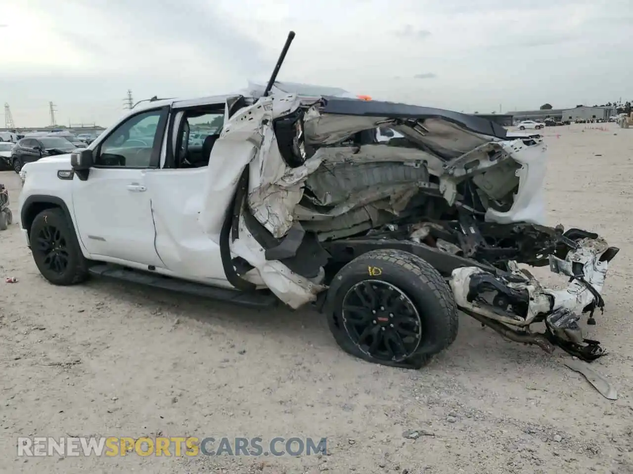 2 Photograph of a damaged car 3GTU9CED2MG155851 GMC SIERRA 2021