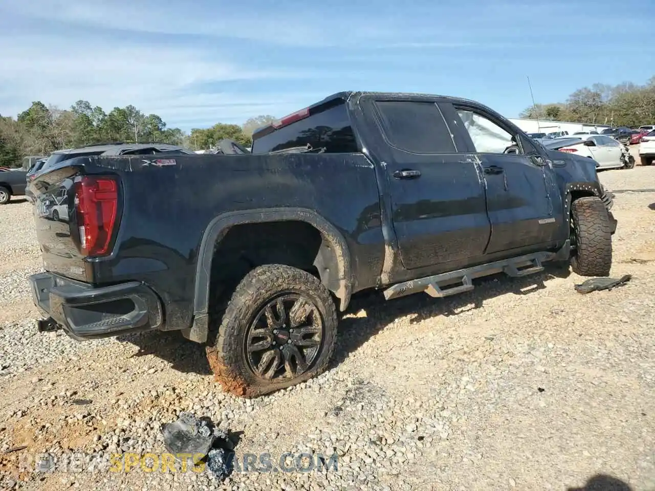 3 Photograph of a damaged car 3GTU9CED2MG202022 GMC SIERRA 2021