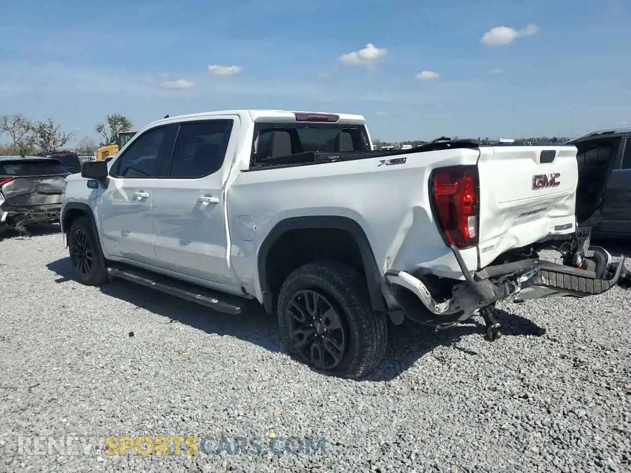 2 Photograph of a damaged car 3GTU9CED2MG481021 GMC SIERRA 2021