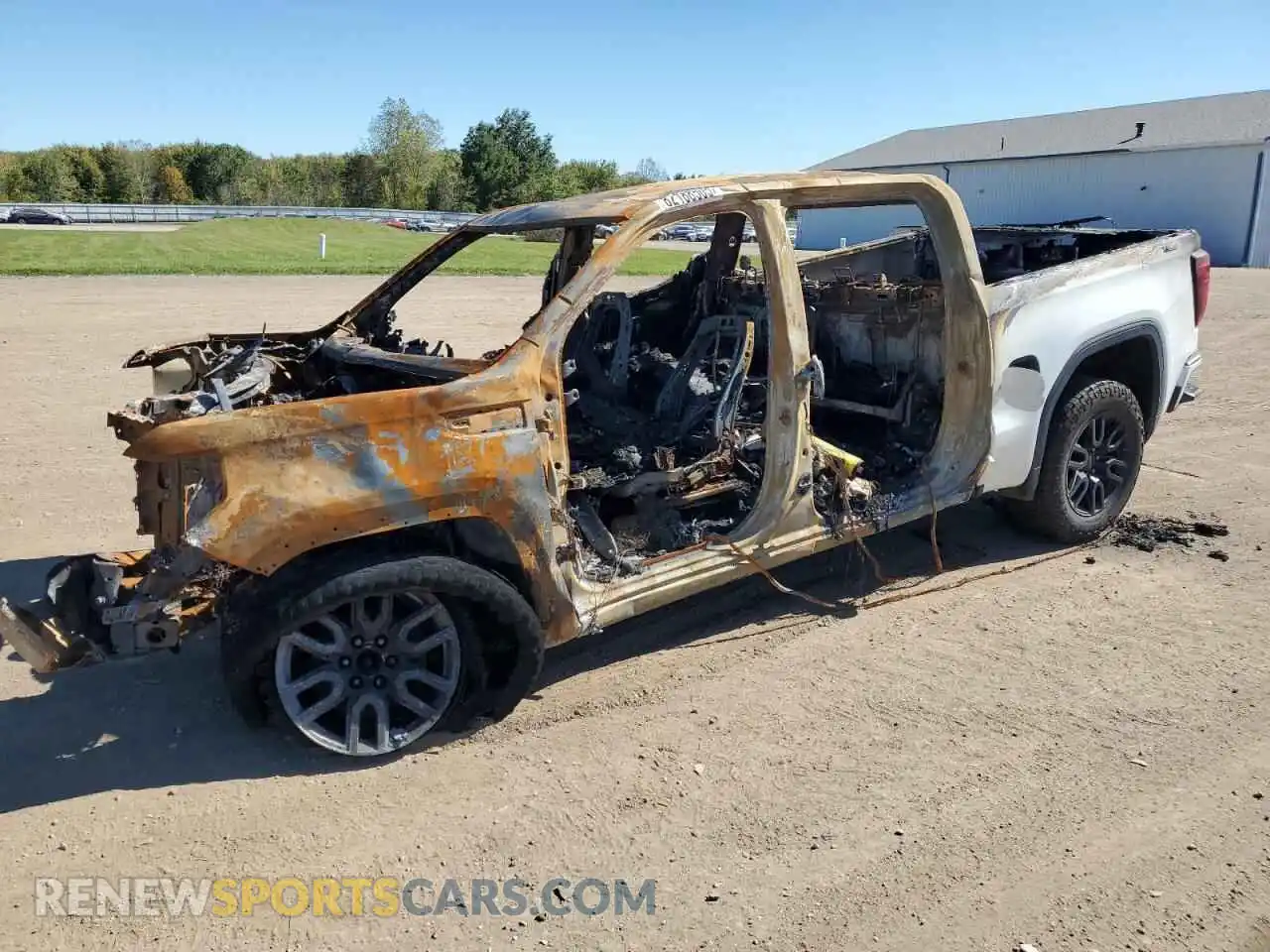 1 Photograph of a damaged car 3GTU9CEDXMG193179 GMC SIERRA 2021
