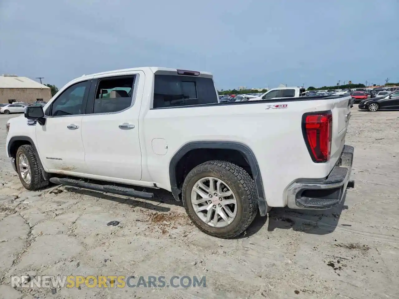 2 Photograph of a damaged car 3GTU9DED5MG109470 GMC SIERRA 2021