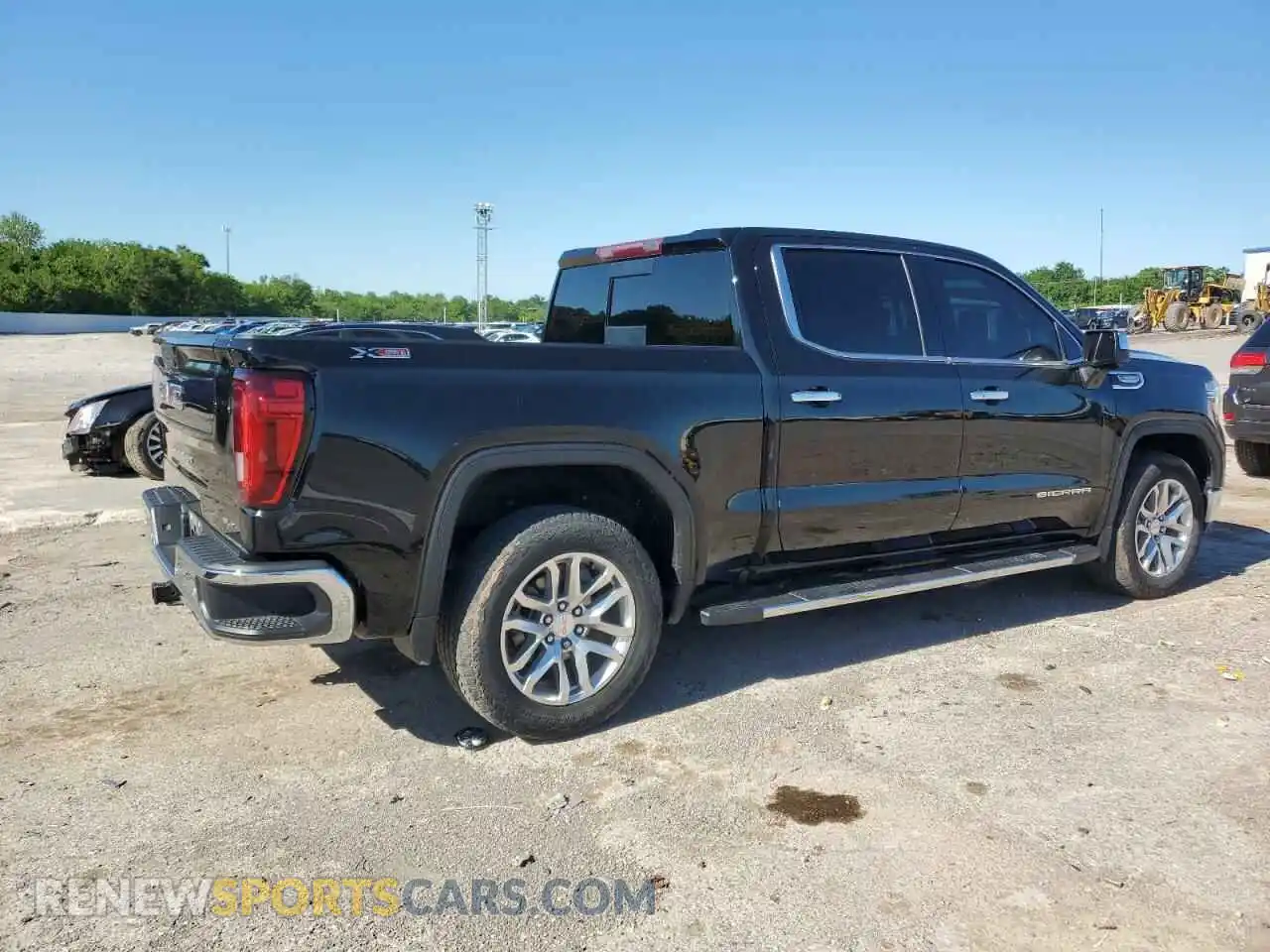 3 Photograph of a damaged car 3GTU9DED6MG176174 GMC SIERRA 2021