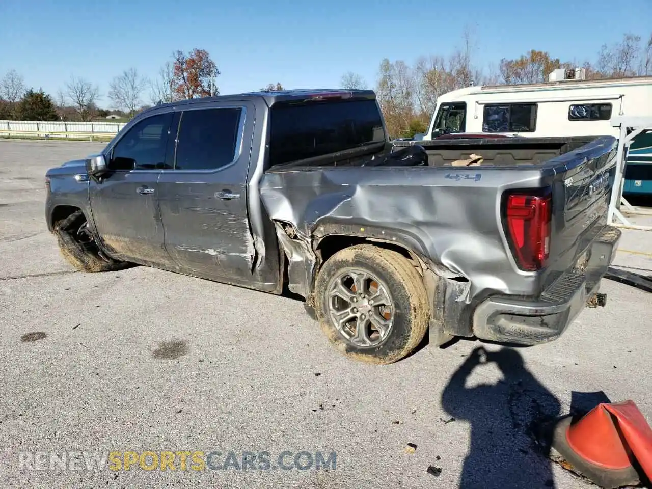 2 Photograph of a damaged car 3GTU9DED7MG359633 GMC SIERRA 2021