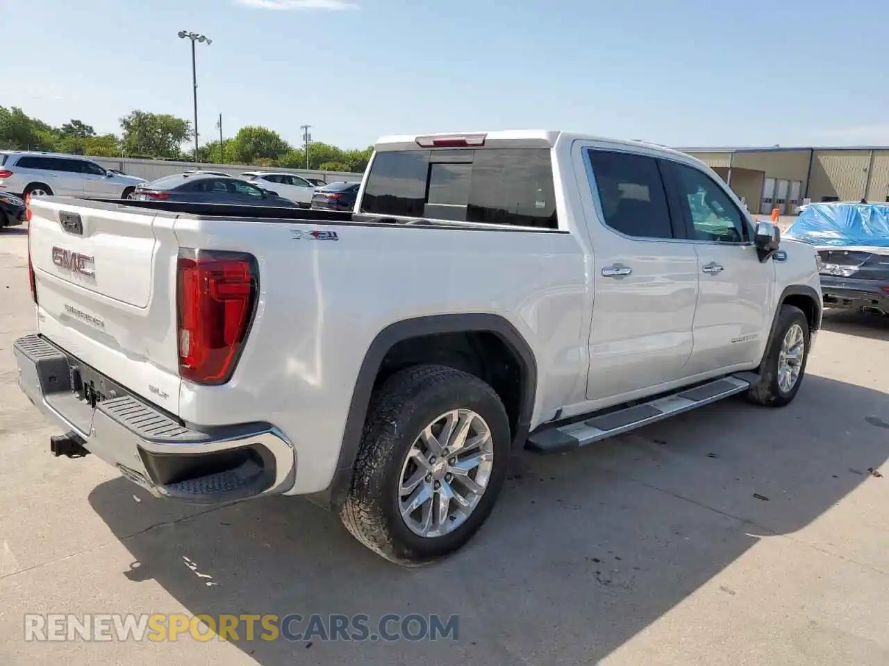 3 Photograph of a damaged car 3GTU9DET0MG322575 GMC SIERRA 2021