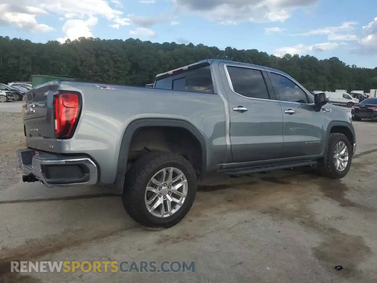 3 Photograph of a damaged car 3GTU9DET1MG225949 GMC SIERRA 2021