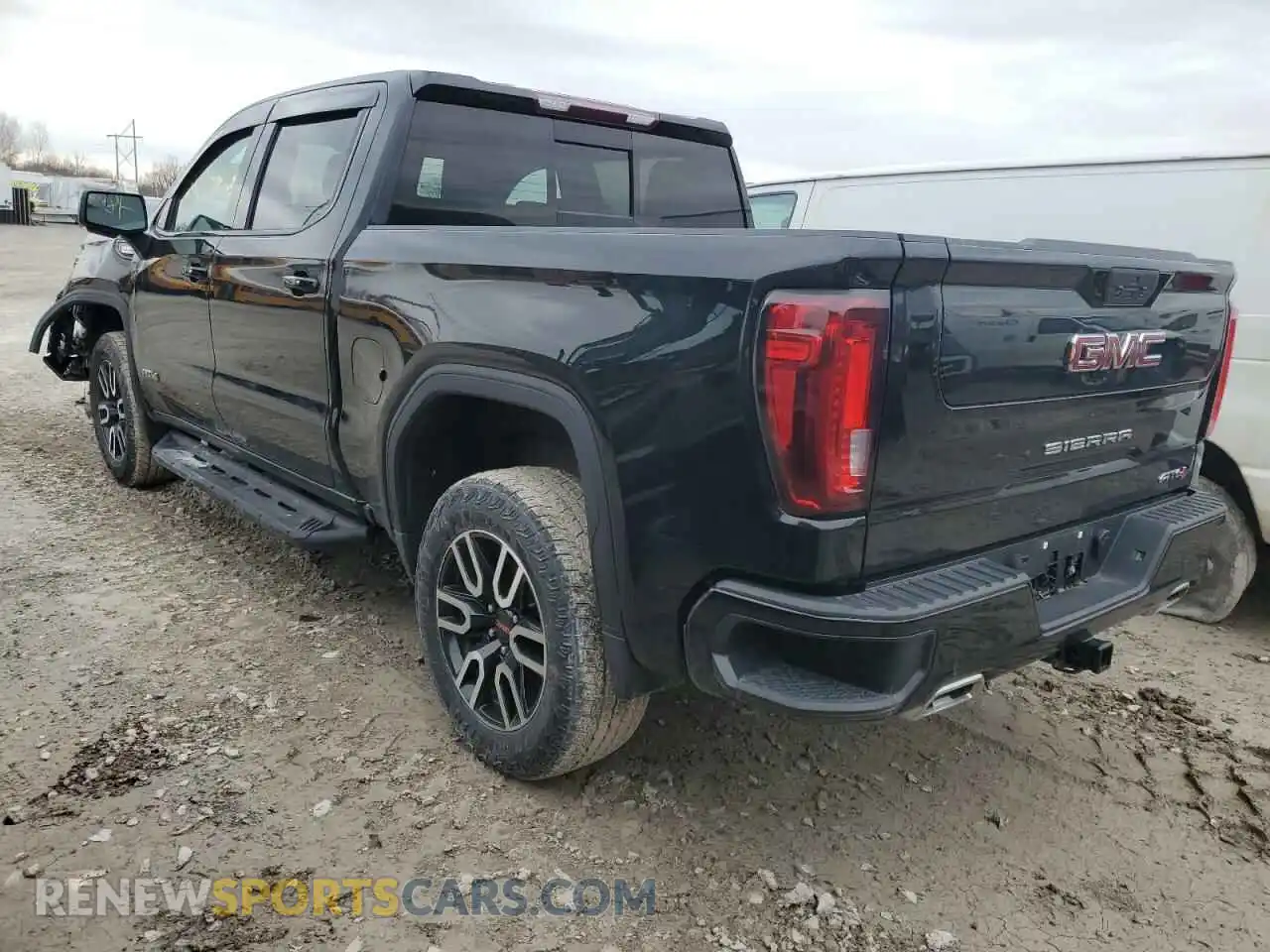2 Photograph of a damaged car 3GTU9EET0MG383852 GMC SIERRA 2021
