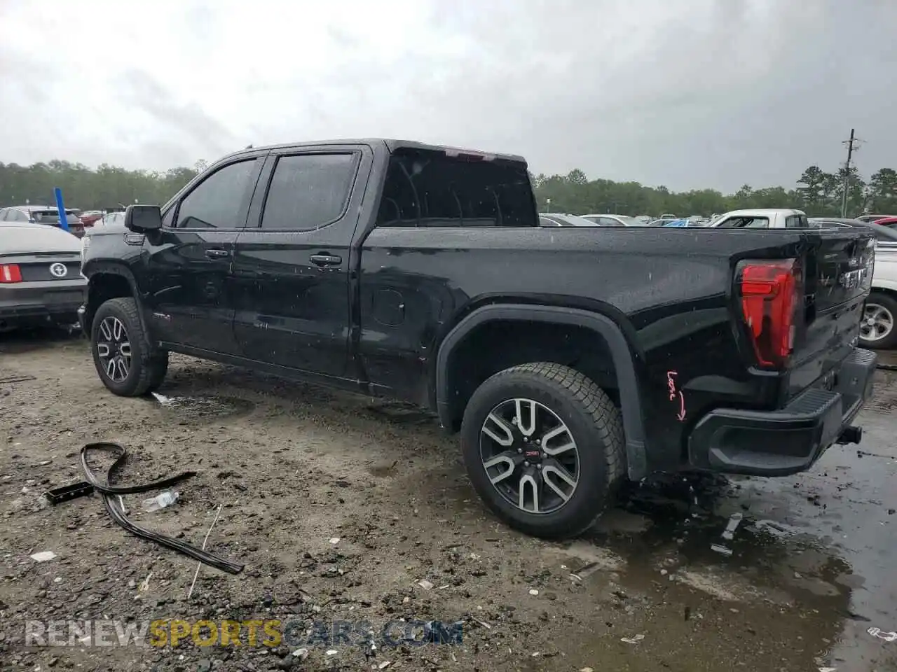 2 fotografías del automóvil dañado 3GTU9EET5MG452230 GMC SIERRA 2021